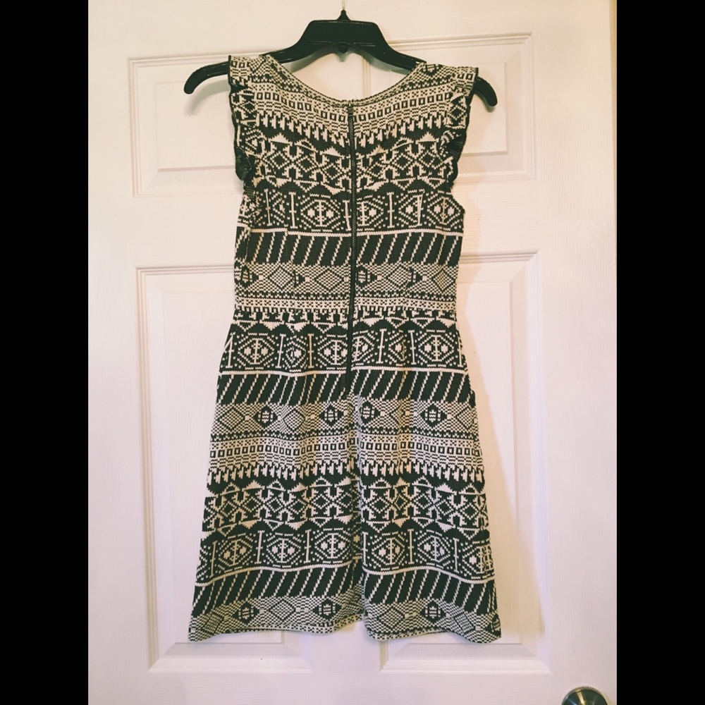 Grey Knit Patterned Dress - Picture 3 of 8